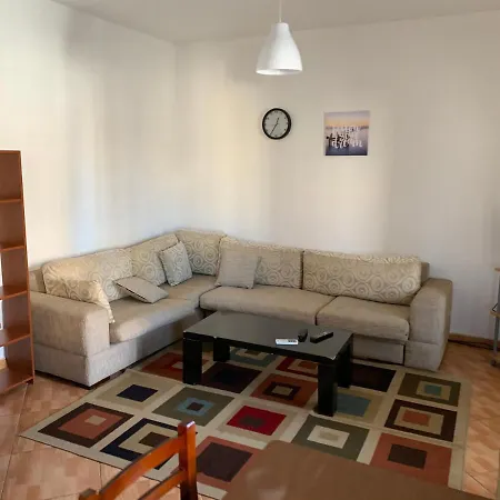 Hostel Center Τίρανα